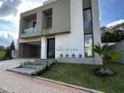 Casa com 3 dormitórios à venda, 310 m² por R$... Casa com 3 dormitórios à venda, 310 m² por R$...