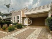 Casa com 3 dormitórios à venda, 312 m² por R$...