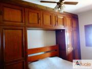 Casa com 3 dormitórios à venda, 313 m² por R$...