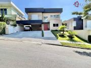 Casa com 3 dormitórios à venda, 315 m² por R$...