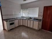 Casa com 3 dormitórios à venda, 318 m² por R$ 950.000,00...