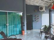 Casa com 3 dormitórios à venda, 320 m² por R$...