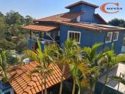 Casa com 3 dormitórios à venda, 320 m² por R$...