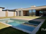 Casa com 3 dormitórios à venda, 320 m² por R$...