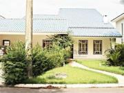 Casa com 3 dormitórios à venda, 320 m² por R$...