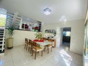 Casa com 3 dormitórios à venda, 323 m² por R$...