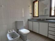 Casa com 3 dormitórios à venda, 324 m² por R$ 1.195.000...