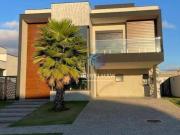 Casa com 3 dormitórios à venda, 326 m² por R$...