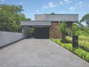 Casa com 3 dormitórios à venda, 329 m² por R$...