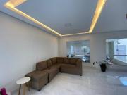 Casa com 3 dormitórios à venda, 330 m² por R$...