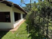 Casa com 3 dormitórios à venda, 330 m² por R$...