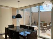 Casa com 3 dormitórios à venda, 330 m² por R$...