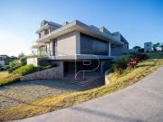 Casa com 3 dormitórios à venda, 340 m² por R$...