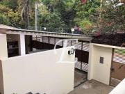 Casa com 3 dormitórios à venda, 344 m² por R$...
