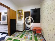 Casa com 3 dormitórios à venda, 349 m² por R$...