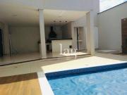 Casa com 3 dormitórios à venda, 350 m² por R$...