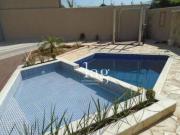 Casa com 3 dormitórios à venda, 350 m² por R$...