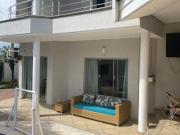 Casa com 3 dormitórios à venda, 350 m² por R$...