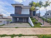 Casa com 3 dormitórios à venda, 350 m² por R$...