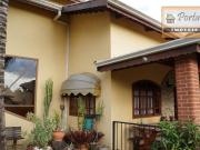 Casa com 3 dormitórios à venda, 350 m² por R$...