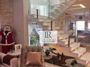 Casa com 3 dormitórios à venda, 350 m² por R$ 2.550.000...