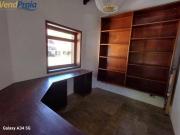 Casa com 3 dormitórios à venda, 350 m² por R$...