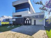 Casa com 3 dormitórios à venda, 350 m² por R$...