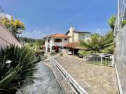 Casa com 3 dormitórios à venda, 357 m² por R$...