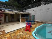 Casa com 3 dormitórios à venda, 360 m² por R$...