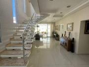 Casa com 3 dormitórios à venda, 360 m² por R$...