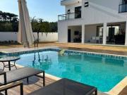 Casa com 3 dormitórios à venda, 363 m² por R$...