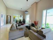 Casa com 3 dormitórios à venda, 370 m² por R$...