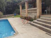 Casa com 3 dormitórios à venda, 374 m² por R$...