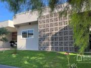 Casa com 3 dormitórios à venda, 375 m² por R$...
