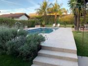 Casa com 3 dormitórios à venda, 380 m² por R$...