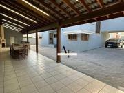 Casa com 3 dormitórios à venda, 380 m² por R$...