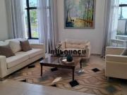 Casa com 3 dormitórios à venda, 384 m² por R$...