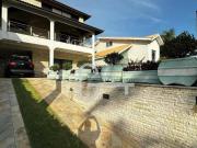 Casa com 3 dormitórios à venda, 388 m² por R$...