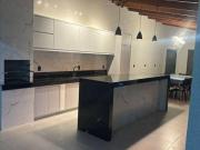 Casa com 3 dormitórios à venda, 393 m² por R$...