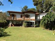 Casa com 3 dormitórios à venda, 400 m² por R$...