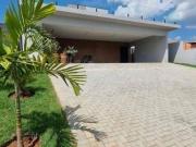 Casa com 3 dormitórios à venda, 400 m² por R$...