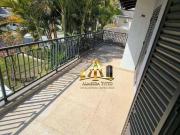 Casa com 3 dormitórios à venda, 400 m² por R$ 3.240.000...