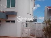 Casa com 3 dormitórios à venda, 404 m² por R$...