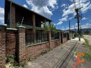 Casa com 3 dormitórios à venda, 411 m² por R$...