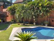 Casa com 3 dormitórios à venda, 420 m² por R$...