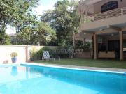 Casa com 3 dormitórios à venda, 464 m² por R$...