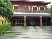 Casa com 3 dormitórios à venda, 481 m² por R$...