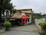 Casa com 3 dormitórios à venda, 498 m² por R$...