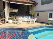 Casa com 3 dormitórios à venda, 522 m² por R$ 1.950.000...