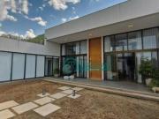 Casa com 3 dormitórios à venda, 548 m² por R$...